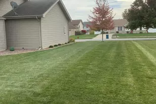 7510 W 91st Pl, Crown Point, IN 46307 - Photo 6