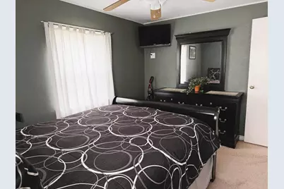 341 W Main Street, Winamac, IN 46996 - Photo 10