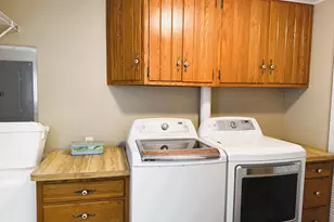 341 W Main St, Winamac, IN 46996 - Photo 16