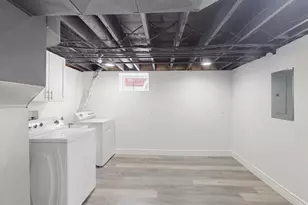 4824 Parrish Ave, East Chicago, IN 46312 - Photo 26