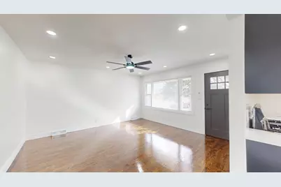 4824 Parrish Avenue, East Chicago, IN 46312 - Photo 6