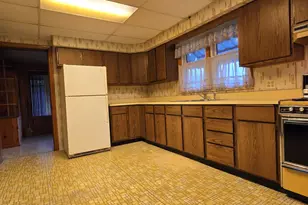 4429 Hickory Ave, Hammond, IN 46327 - Photo 14