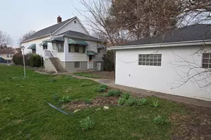 4429 Hickory Ave, Hammond, IN 46327 - Photo 2