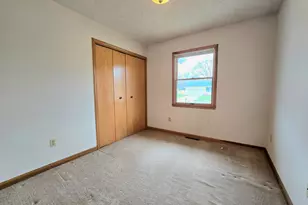 2857 Brown St, Portage, IN 46368 - Photo 12