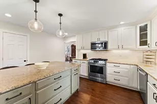 303 Weston St, Valparaiso, IN 46385 - Photo 4