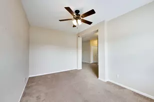 10204 Robinson Ct, Dyer, IN 46311 - Photo 6