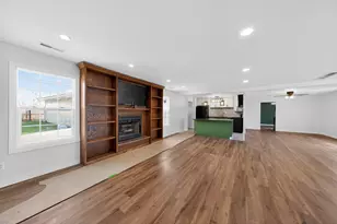 1908 Central Dr, Gary, IN 46407 - Photo 6