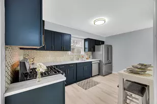 2710 Decatur St, Lake Station, IN 46405 - Photo 8