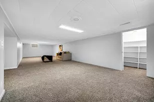 2710 Decatur St, Lake Station, IN 46405 - Photo 16