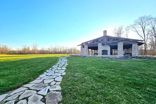 2425 Dickinson Rd, Chesterton, IN 46304 - Photo 38