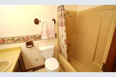 5020 S Woodland Drive E, North Judson, IN 46366 - Photo 26