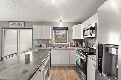 2190 Crocus Street, Portage, IN 46368 - Photo 6