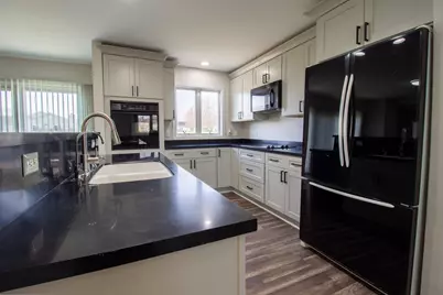 9976 Pheasant Lane, Saint John, IN 46373 - Photo 16