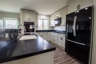 9976 Pheasant Ln, Saint John, IN 46373 - Photo 16