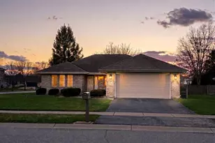 2962 Liberty Dr, Crown Point, IN 46307 - Photo 18