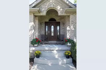 97 Scotscraig Drive, Valparaiso, IN 46385 - Photo 4