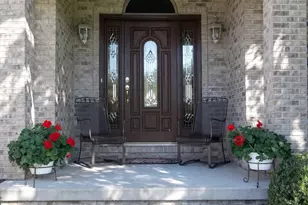 97 Scotscraig Dr, Valparaiso, IN 46385 - Photo 4