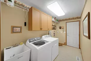 97 Scotscraig Dr, Valparaiso, IN 46385 - Photo 20