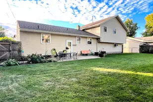 827 Eason Ct, La Porte, IN 46350 - Photo 24