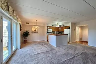 908 Swan Dr, Dyer, IN 46311 - Photo 12