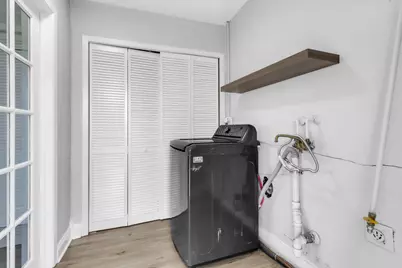 555 W Pine Street, Griffith, IN 46319 - Photo 16