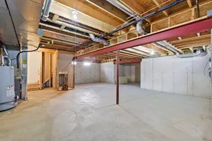 1216 Saratoga Ave, Schererville, IN 46375 - Photo 26