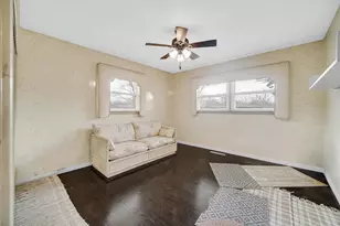 3606 E 34th Pl, Hobart, IN 46342 - Photo 16