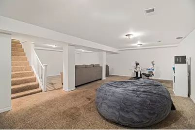 6767 Laurel Avenue, Portage, IN 46368 - Photo 12