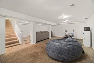 6767 Laurel Ave, Portage, IN 46368 - Photo 12