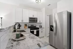 1029 Summertime Ct, Dyer, IN 46311 - Photo 6