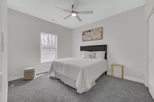 3941 Riverdale Ave, Lake Station, IN 46405 - Photo 16