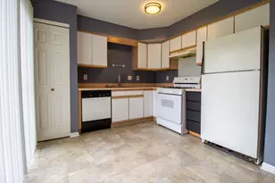 6081 Pennsylvania Dr, Merrillville, IN 46410 - Photo 12