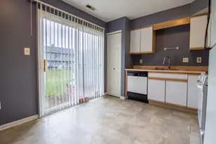 6081 Pennsylvania Dr, Merrillville, IN 46410 - Photo 16