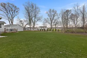 252 N 750 W, Valparaiso, IN 46385 - Photo 6