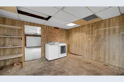 721 Fox River Road, Valparaiso, IN 46385 - Photo 22