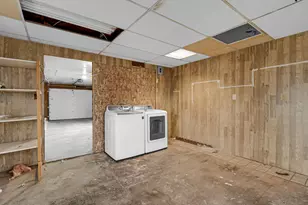 721 Fox River Rd, Valparaiso, IN 46385 - Photo 22