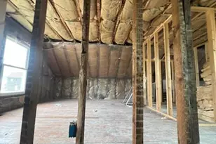 611 W 9th St, Michigan City, IN 46360 - Photo 4