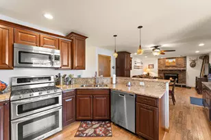 3910 W 106th Ln, Crown Point, IN 46307 - Photo 8