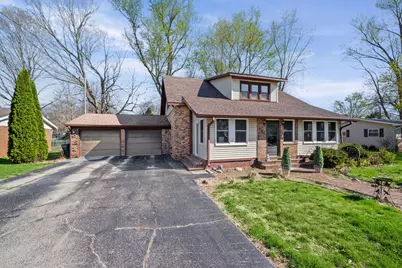 602 Valley Drive, Crawfordsville, IN 47933 - Photo 2