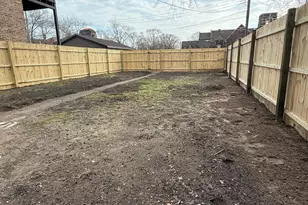 565 Jackson St, Gary, IN 46402 - Photo 2