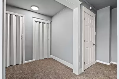 565 Jackson Street, Gary, IN 46402 - Photo 14