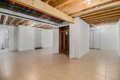 2352 Four Seasons Parkway, Crown Point, IN 46307 - Photo 20