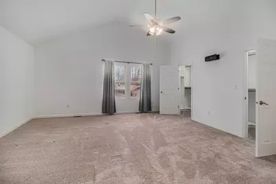 2352 Four Seasons Parkway, Crown Point, IN 46307 - Photo 10