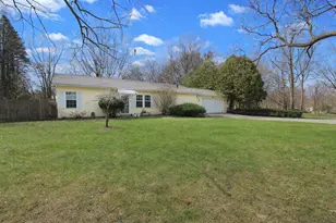 1392 W 300 N, La Porte, IN 46350 - Photo 6