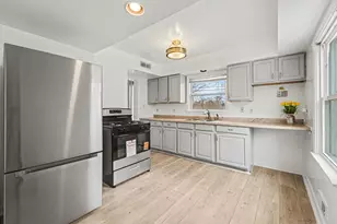 4142 Dearborn St, East Chicago, IN 46312 - Photo 6