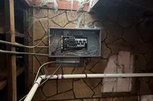 2517 Lincoln St, Gary, IN 46407 - Photo 4