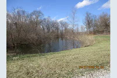 621 Yellowstone Drive, Hebron, IN 46341 - Photo 2