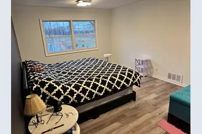 15752 W 400 N, Medaryville, IN 47957 - Photo 12