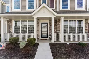 971 E 117th Pl, Crown Point, IN 46307 - Photo 2