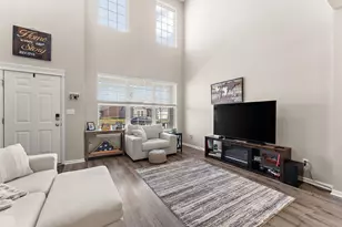 971 E 117th Pl, Crown Point, IN 46307 - Photo 6